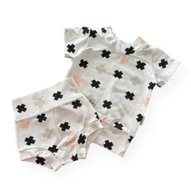 Cross Monochrome Summer Lounge Set