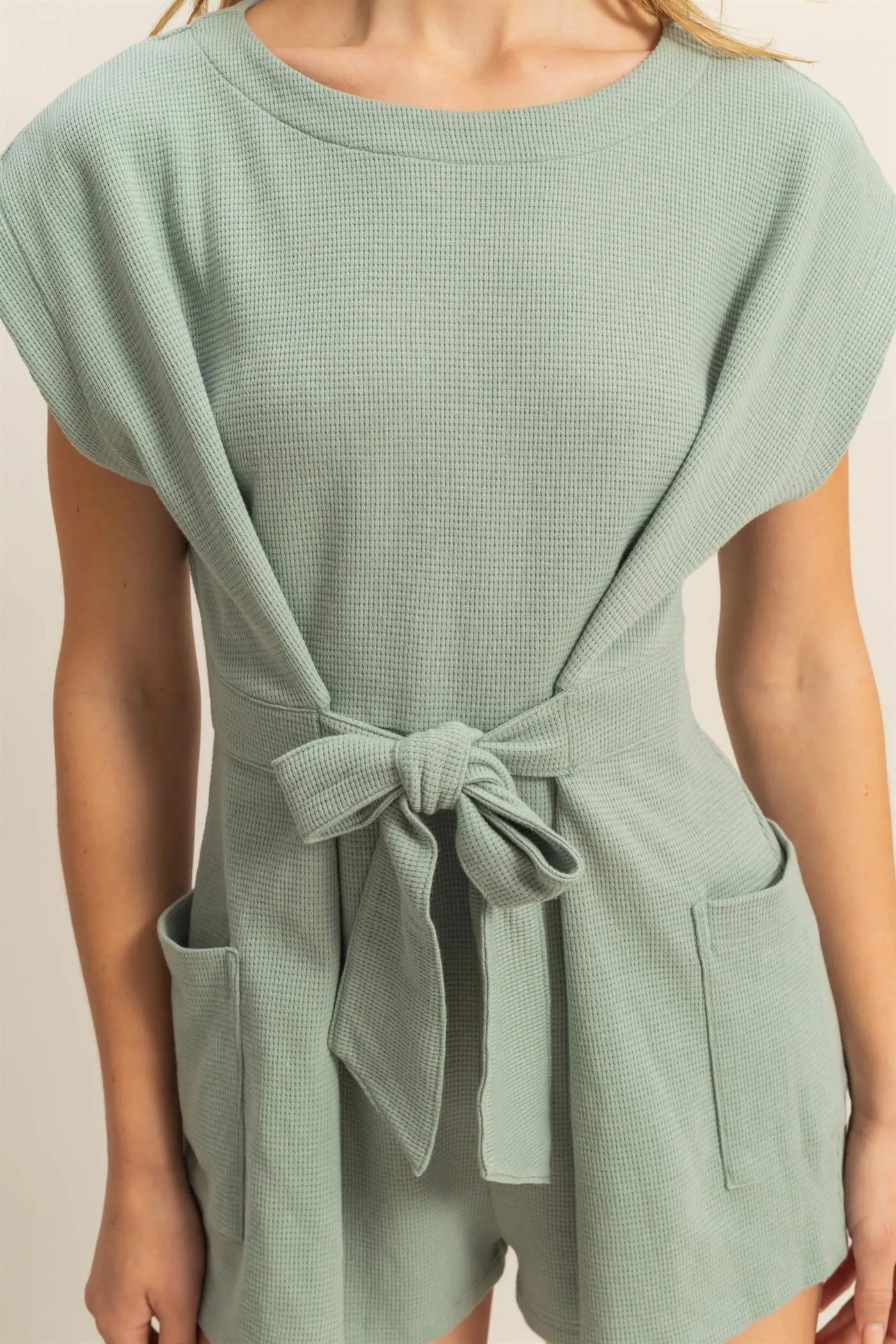 DZ25C387-Tie-Front Waffle Knitted Romper