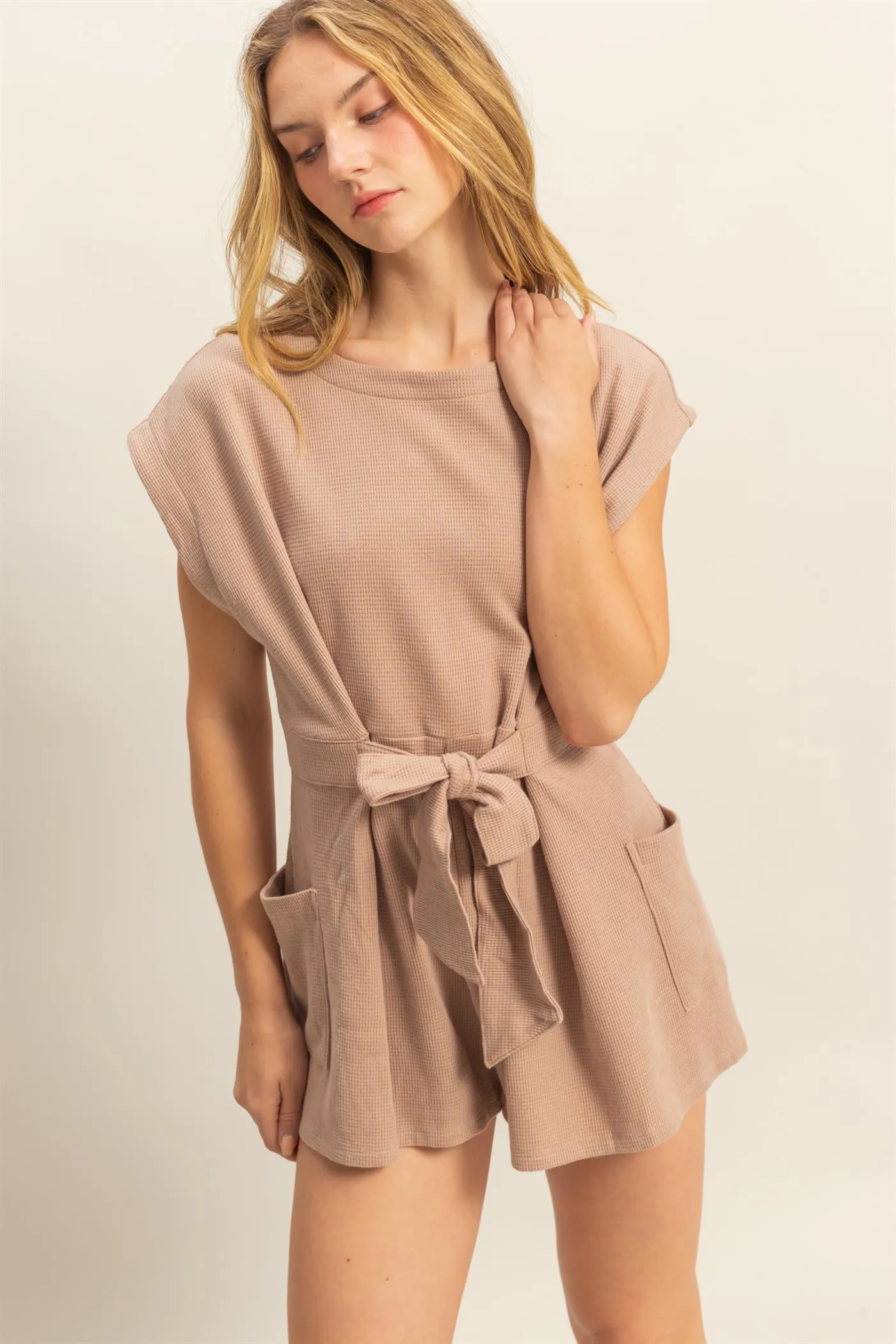 DZ25C387-Tie-Front Waffle Knitted Romper