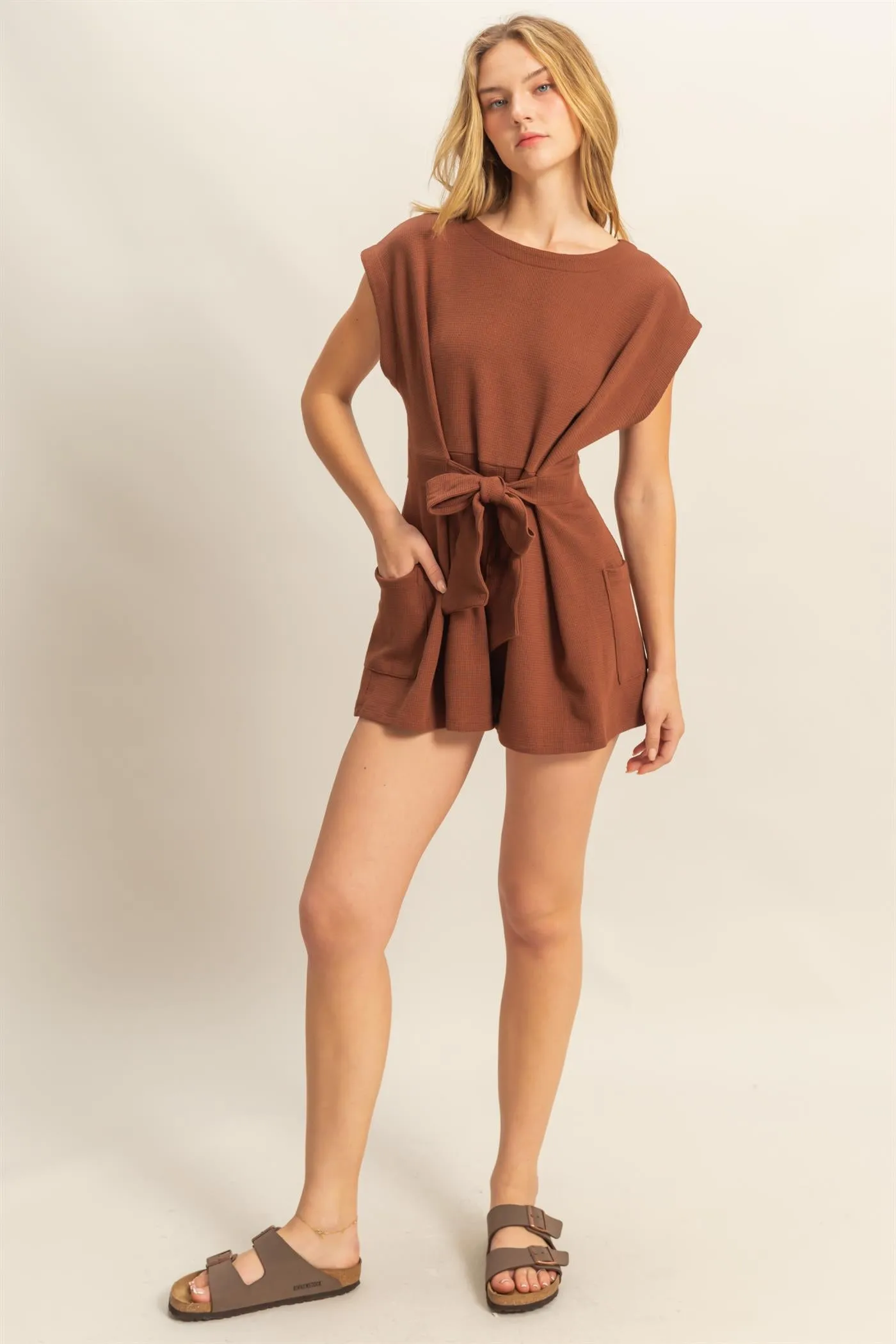 DZ25C387-Tie-Front Waffle Knitted Romper