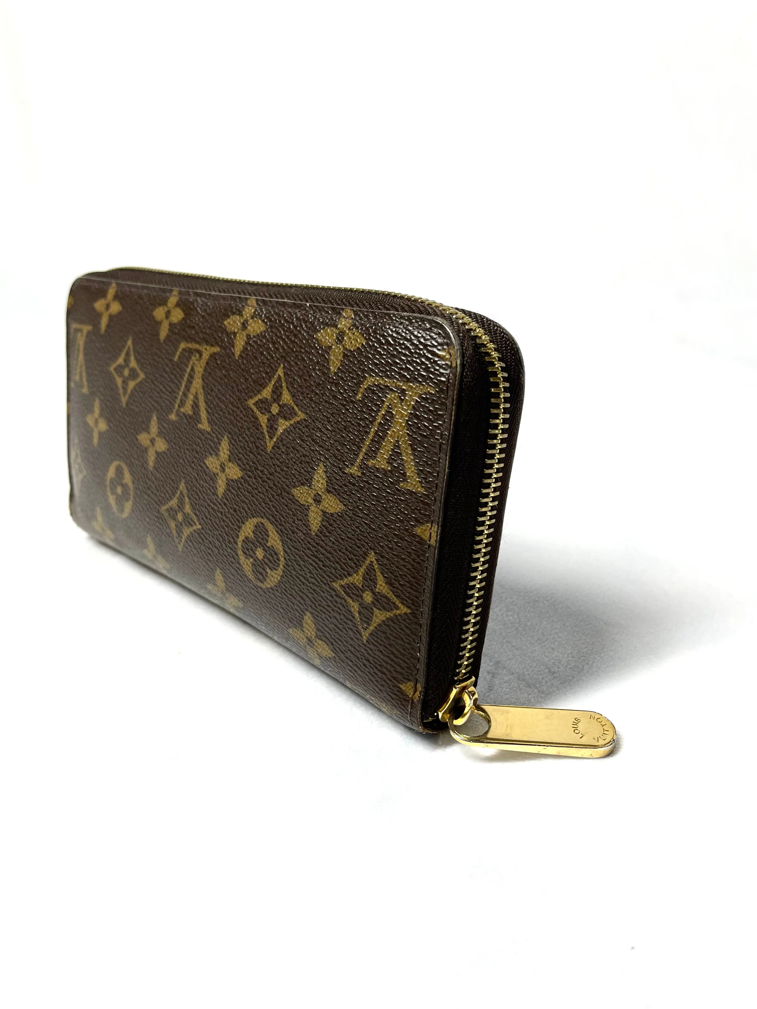 LV Zippy Wallet *brand new*