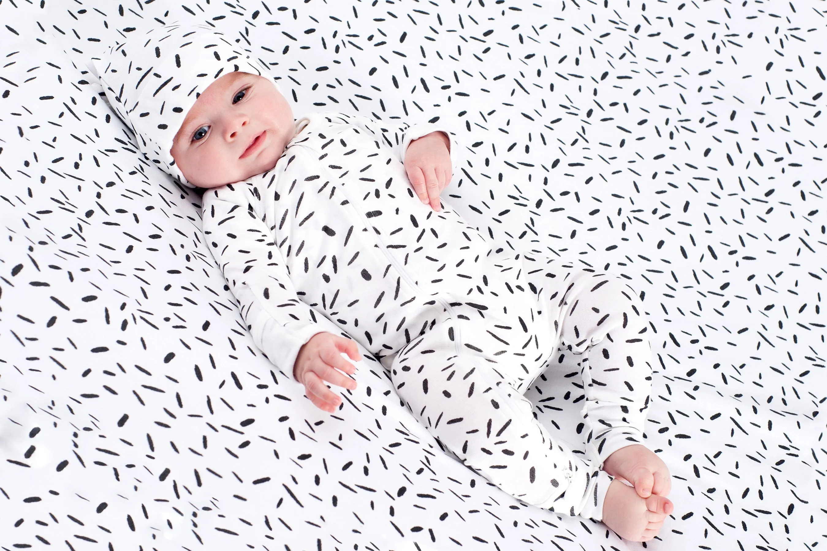 Organic Stroller Blanket - RIZ Monochrome