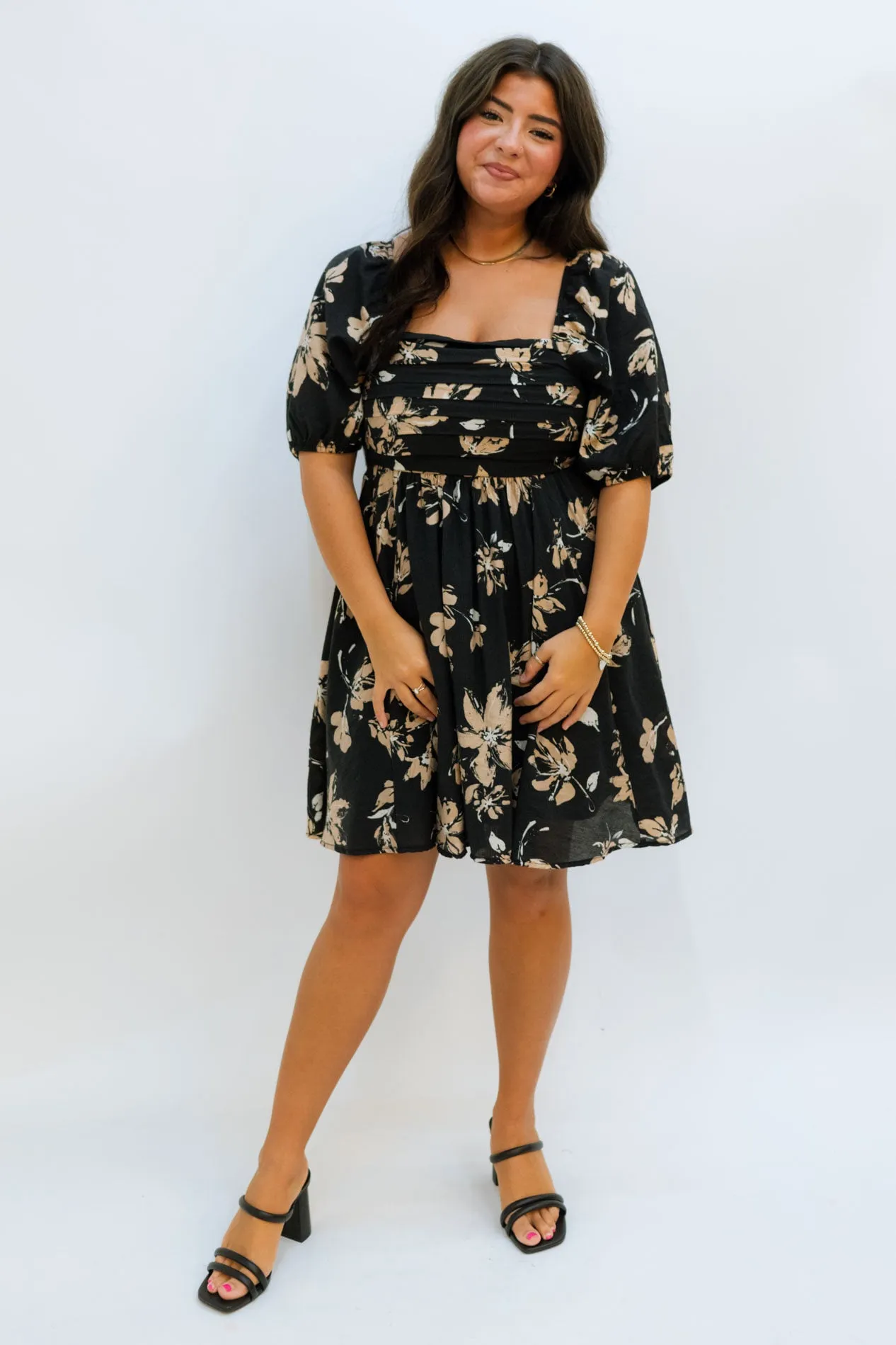 Saanvi Puff Sleeve Dress - Black