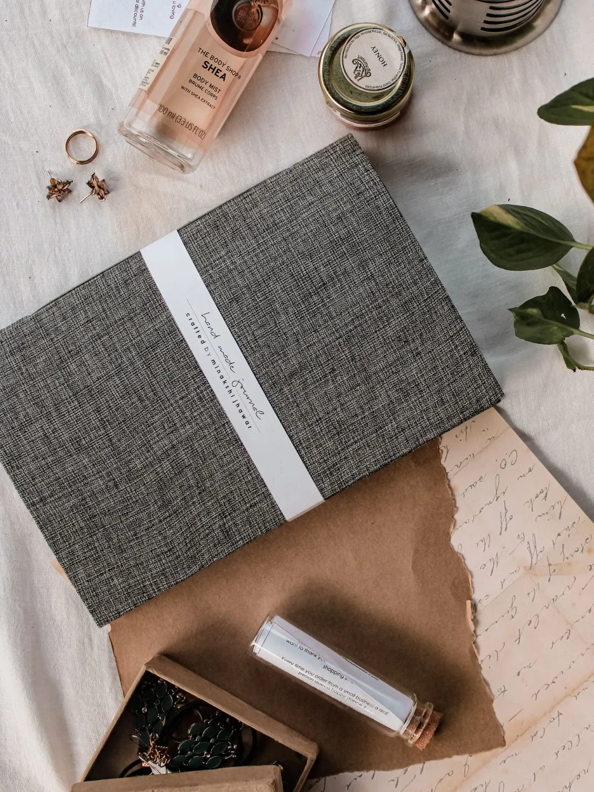 Sustainable Solid Gratitude Gift Box